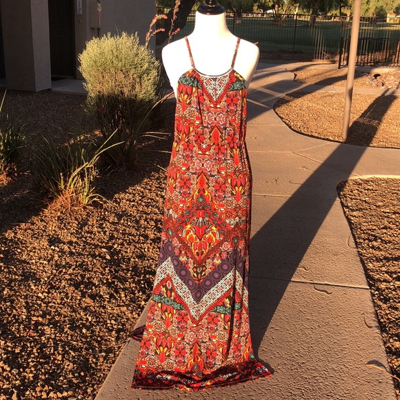 Colorful Patterned Spaghetti Straps Maxi Dress w/ Side Splits! Sz L; FITS LIKE M - Picture 4 of 12